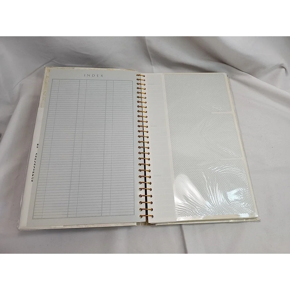 Vintage 1983 Pioneer Japan 300 Photo Album White Gold Marble Leatherette‎ BDP-35